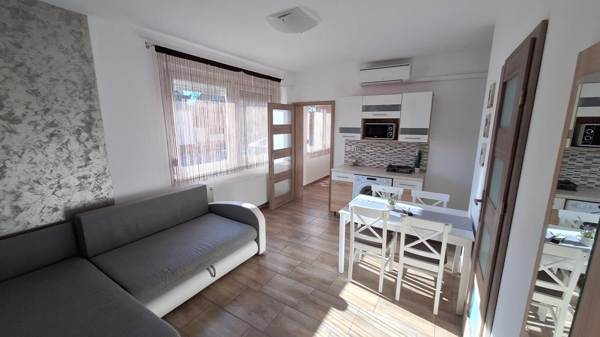 Dream Lux Apartman Hajduszoboszlo Ngoại thất bức ảnh